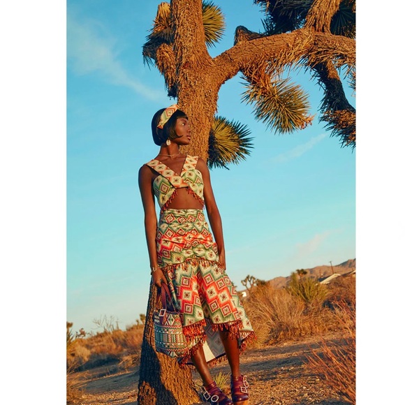 NEW AUTUMN ADEIGBO PRINTED TWIST-FRONT CROP TOP - Picture 9 of 9